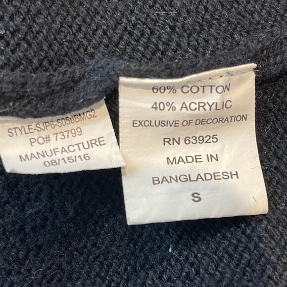 Ugly Christmas Sweater Cuddly Polar Bear Sweater Size Small - Picture 5 of 5